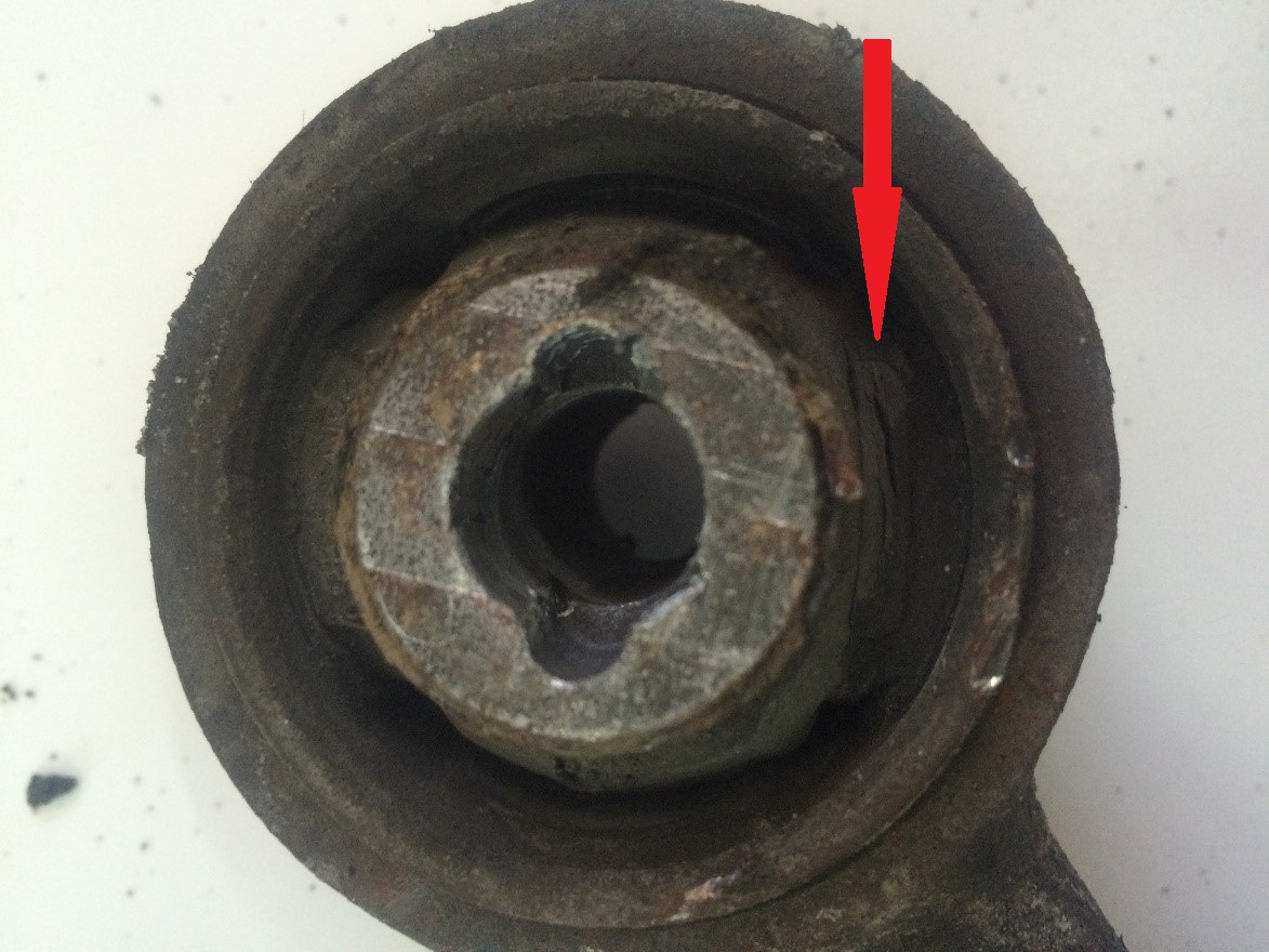 замена сайлентблока рычага передней подвески